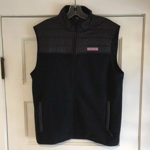 Vineyard vines men’s dark grey vest. medium.